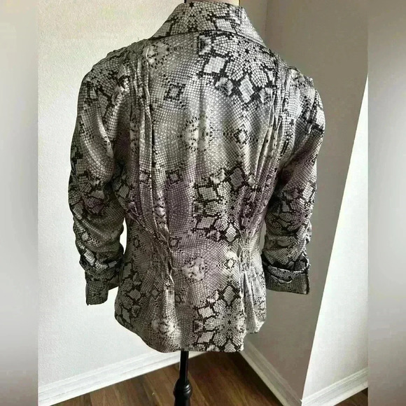 Alberto Makali Womens 100% Silk Snakeskin Blazer Jacket Fitted Glam Designer XS* - Picture 2 of 10